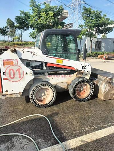 山猫清扫车